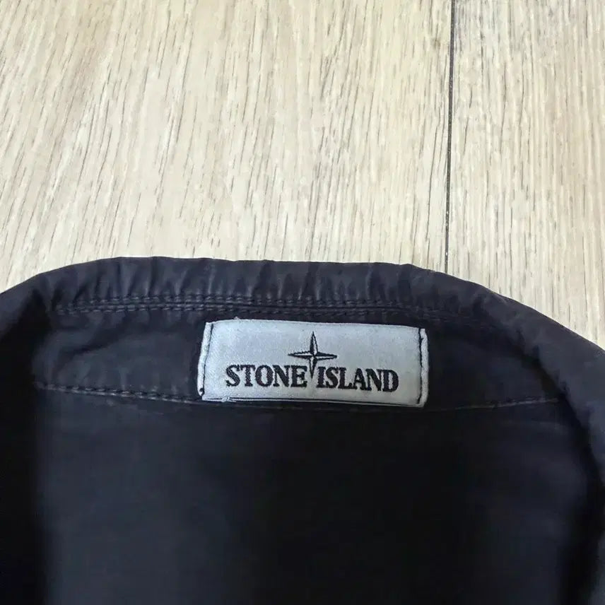 [BUNJANG] 21ss 스톤 아일랜드 올드이펙트 오버셔츠 블랙  L / 21ss 스톤아일랜드 올드이펙트 오버셔츠 블랙  L사이즈