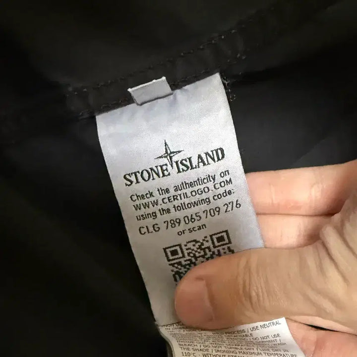 [BUNJANG] 21ss 스톤 아일랜드 올드이펙트 오버셔츠 블랙  L / 21ss 스톤아일랜드 올드이펙트 오버셔츠 블랙  L사이즈