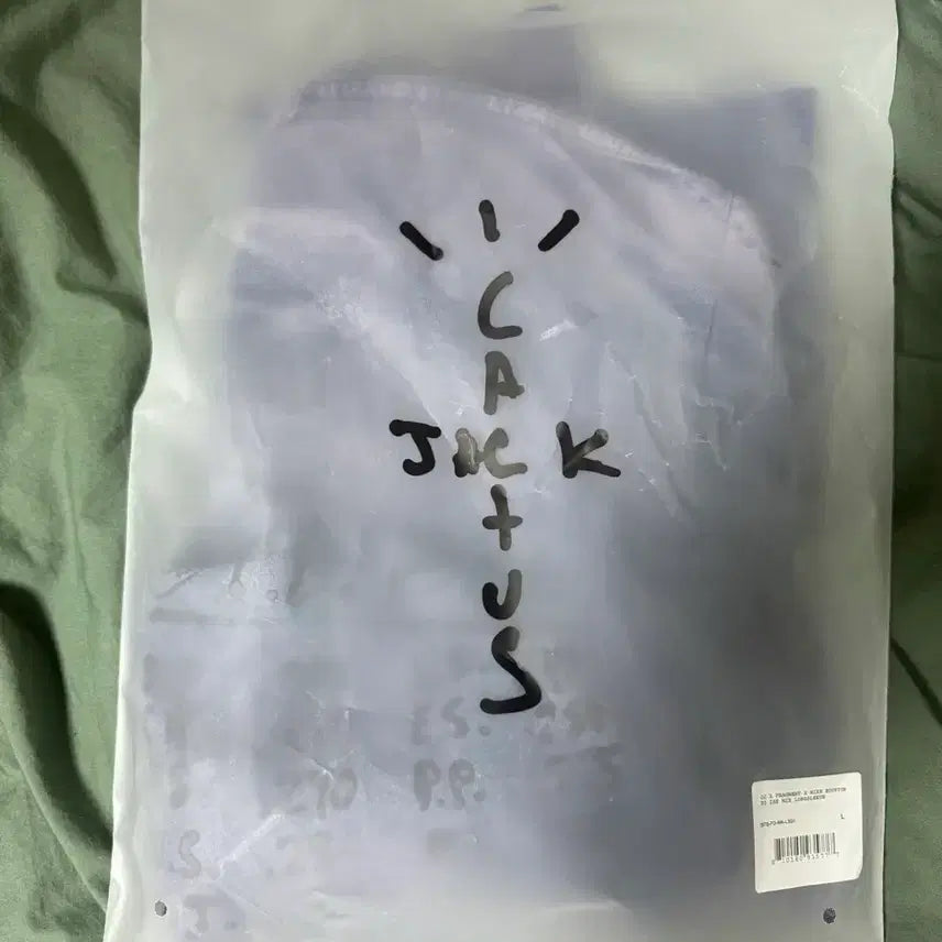 [BUNJANG] [새상품][L] 나이키 x 트래비스 스캇 x 프라그먼트 휴스턴 롱슬리브 / [새상품][L] 나이키 x 트래비스 스캇 x 프라그먼트 휴스턴 롱슬리브