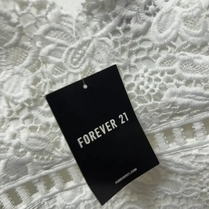 [BUNJANG] 포에버21 화이트 레이스 원피스 S 새상품 / 포에버21 화이트 레이스 원피스 S 새상품
