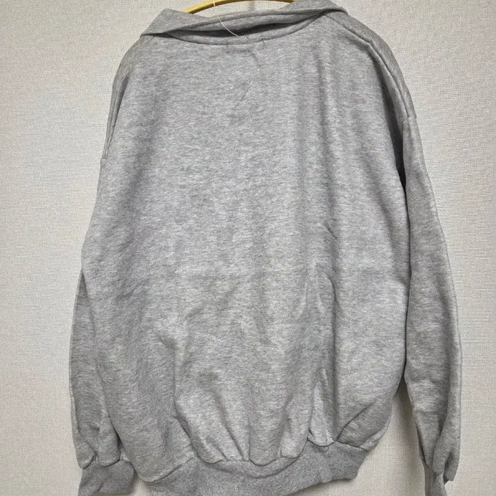 [BUNJANG] Unisex Gray Manhattan Lettering Sweatshirt / 남녀공용 그레이 맨투맨