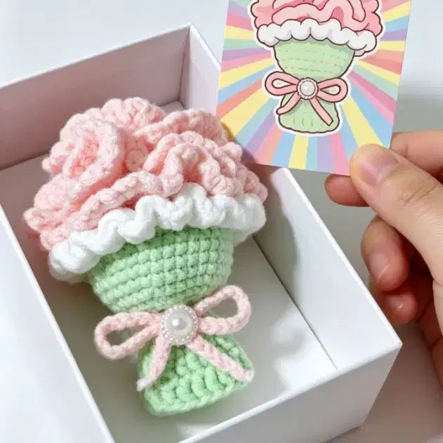 [BUNJANG] 손뜨개 카네이션 미니 꽃다발 키링 가방고리 어버이날 선물 / 손뜨개 카네이션 미니 꽃다발 키링 가방고리 어버이날 선물