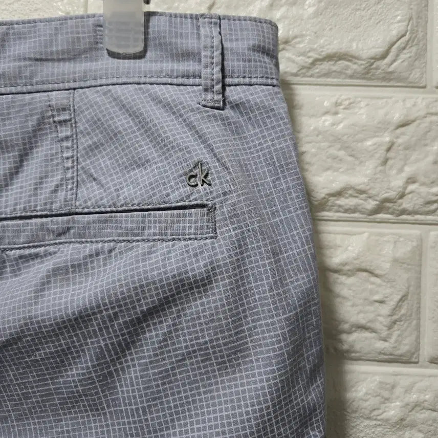 [BUNJANG] Calvin Klein Checkered Chino Shorts / 캘빈클라인 체크 치노 반바지 면 반바지 32