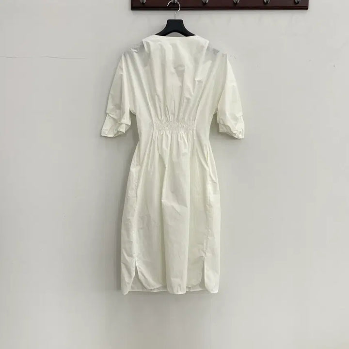 [SOLD OUT] 타임 포스트모던 여성66 화이트 지퍼형 반팔 원피스