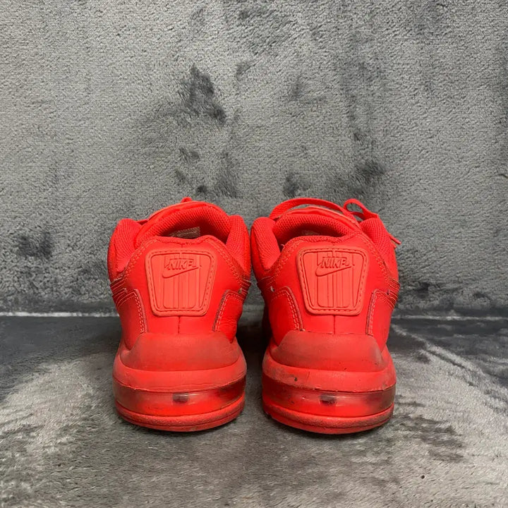 [SOLD OUT] 나이키 에어맥스 운동화 265