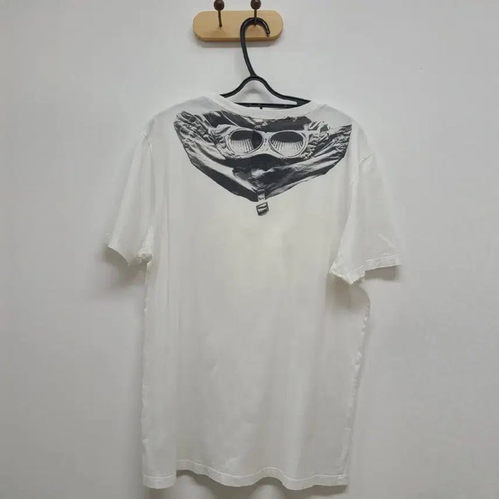 [BUNJANG] C.P. Company Short Sleeve T-shirt / C.P.컴퍼니 반팔 티셔츠 100