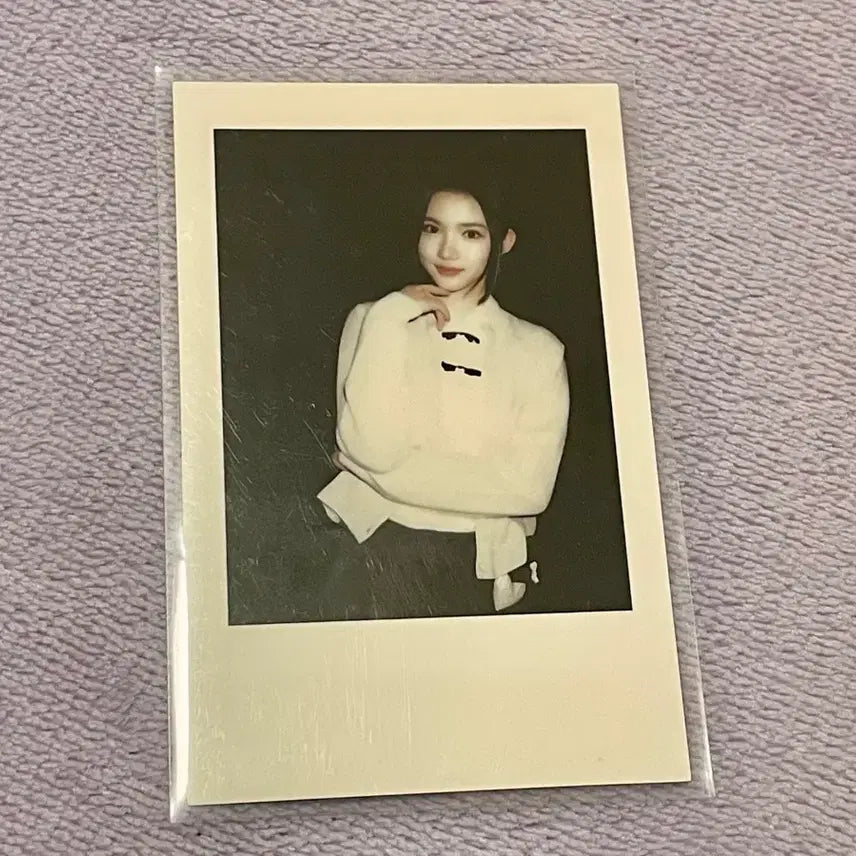 [BUNJANG] NMIXX Jiwoo THE CHASE KMS Photocard / 하츠투하츠 하투하 지우 THE CHASE KMS 포카 포토카드 양도