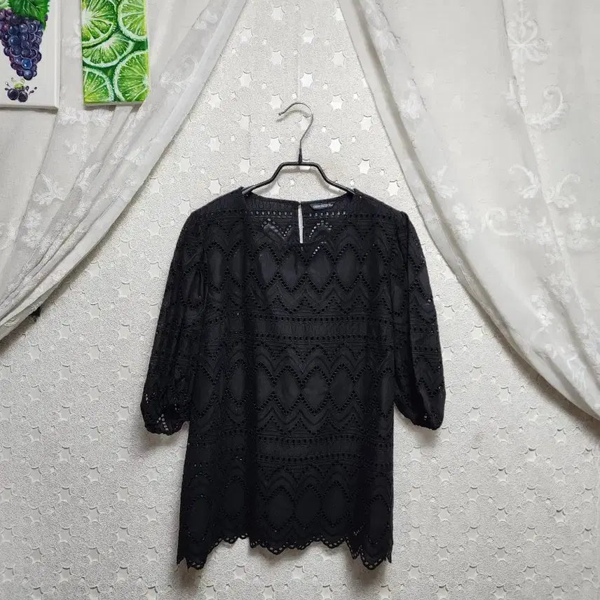 [SOLD OUT] 조르쥬레쉬 펀칭블라우스 여성66