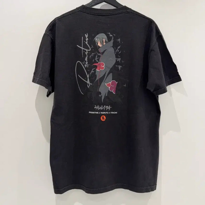 [BUNJANG] 00s Primitive x Naruto 이타치 애니 티셔츠 / 00s Primitive x Naruto 이타치 애니 티셔츠