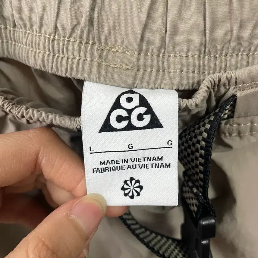 [BUNJANG] 나이키 ACG 카고 반바지 L(65) / 나이키 ACG 카고 반바지 L(65)