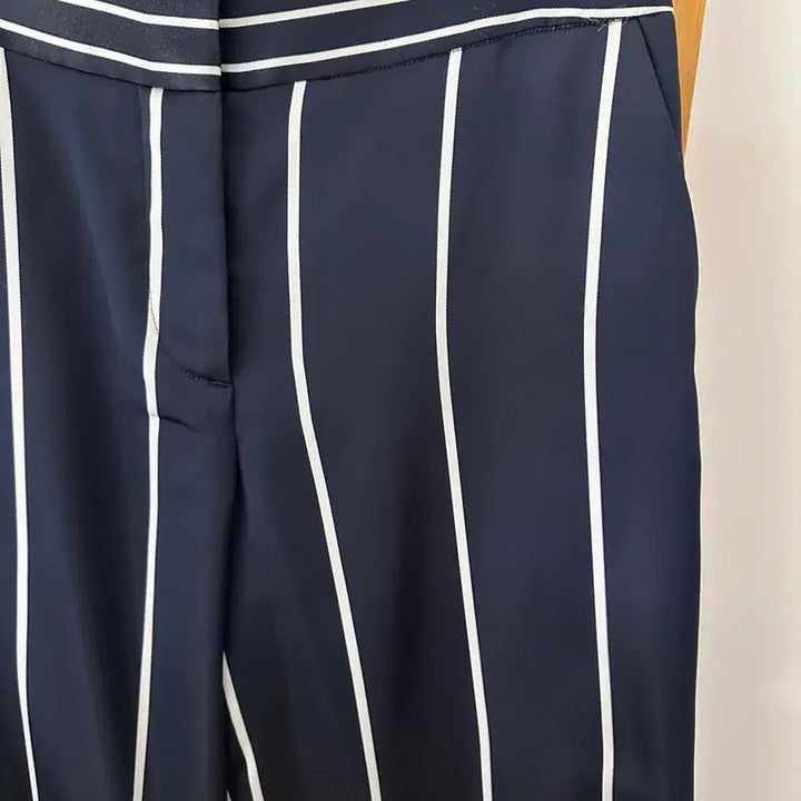 [BUNJANG] Theory Luxe Stripe Wide 7/8 Pants / 띠어리 럭스 스트라이프 와이드 7부 팬츠