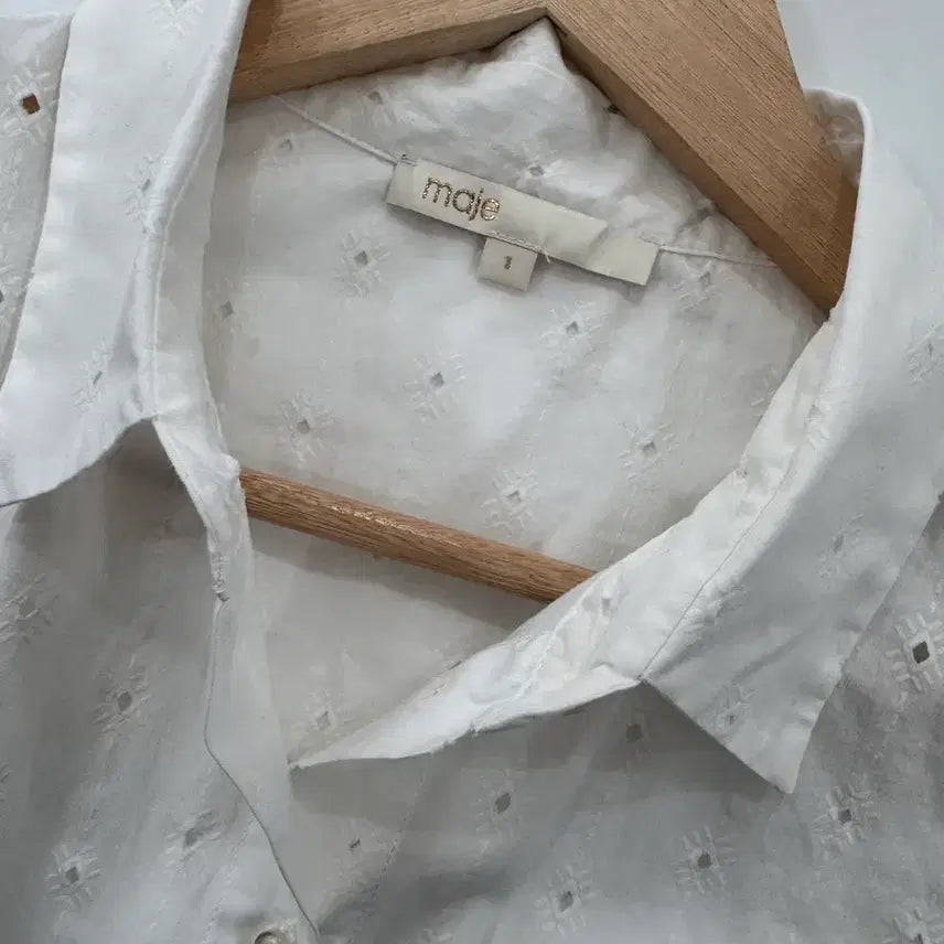 [BUNJANG] Maje White Punching Shirt / maje 마쥬 화이트 펀칭 셔츠