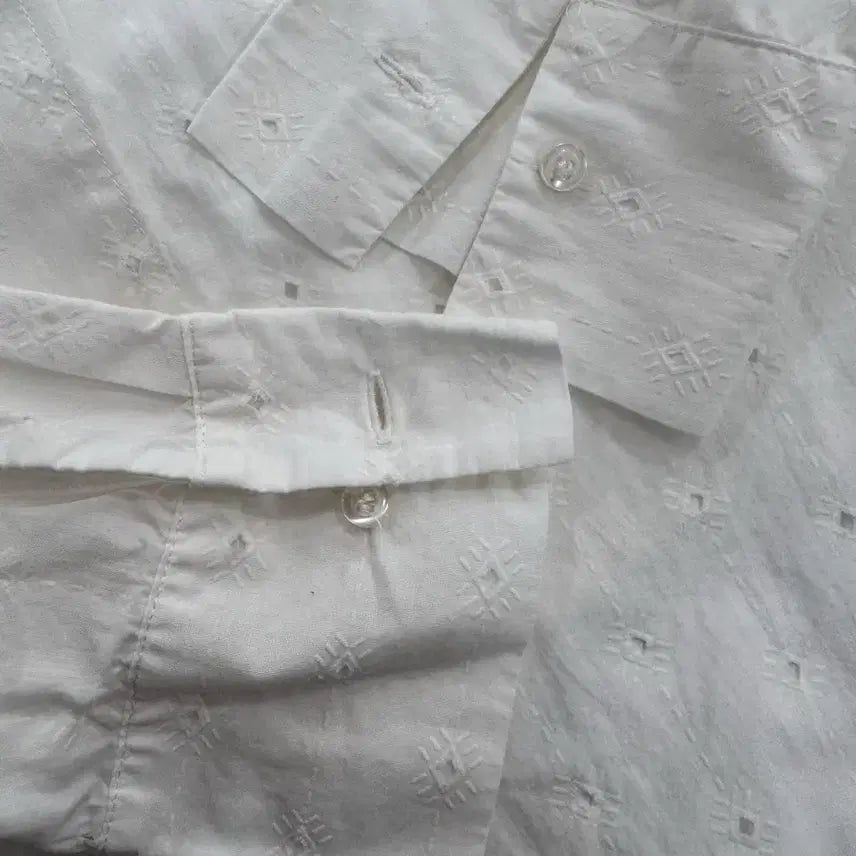 [BUNJANG] Maje White Punching Shirt / maje 마쥬 화이트 펀칭 셔츠