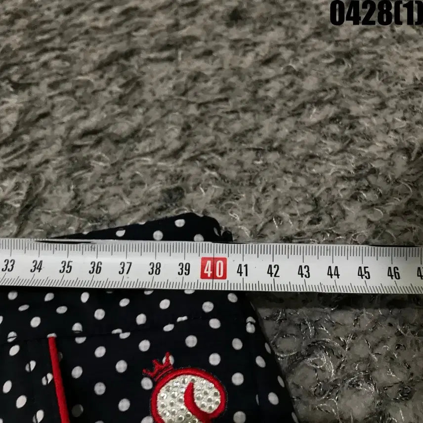 [BUNJANG] 세사미 스트리트 블랙 땡땡이 스커트 S 자수 포인트 / 세사미 스트리트 블랙 땡땡이 스커트 S 자수 포인트