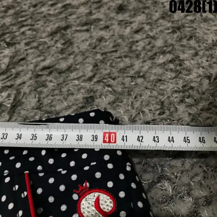 [BUNJANG] 세사미 스트리트 블랙 땡땡이 스커트 S 자수 포인트 / 세사미 스트리트 블랙 땡땡이 스커트 S 자수 포인트
