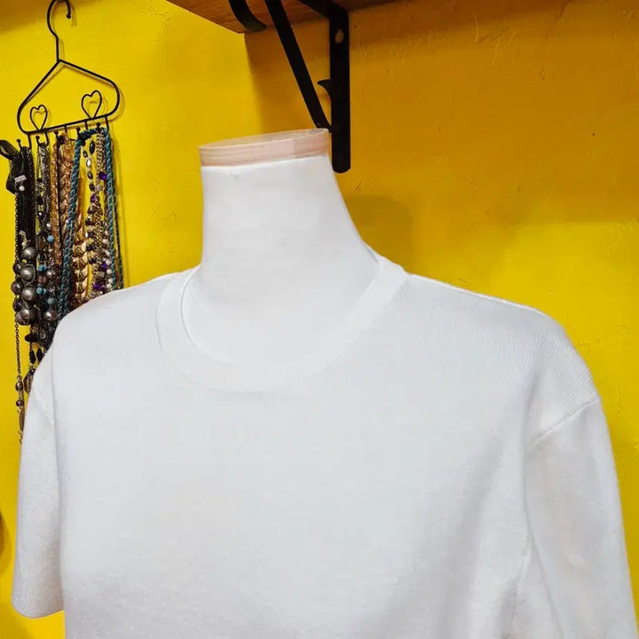 [BUNJANG] H&amp;M 화이트 반팔 니트 티셔츠 / H&amp;M 화이트 반팔 니트 티셔츠