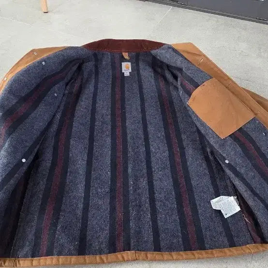 [SOLD OUT] 칼하트 워크 자켓