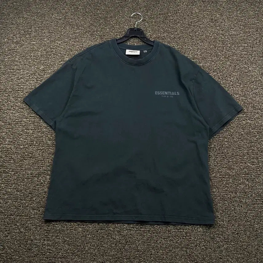 [SOLD OUT] 에센셜 피어오브갓 블랙 반팔 티셔츠