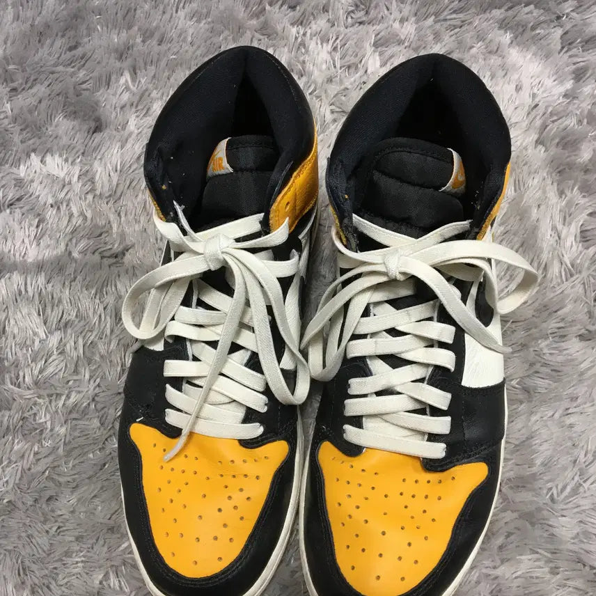 [SOLD OUT] 조던1 레트로 하이 OG 택시 275