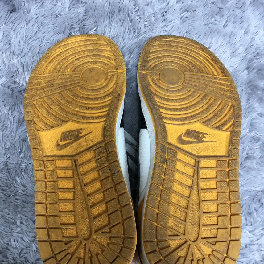 [SOLD OUT] 조던1 레트로 하이 OG 택시 275