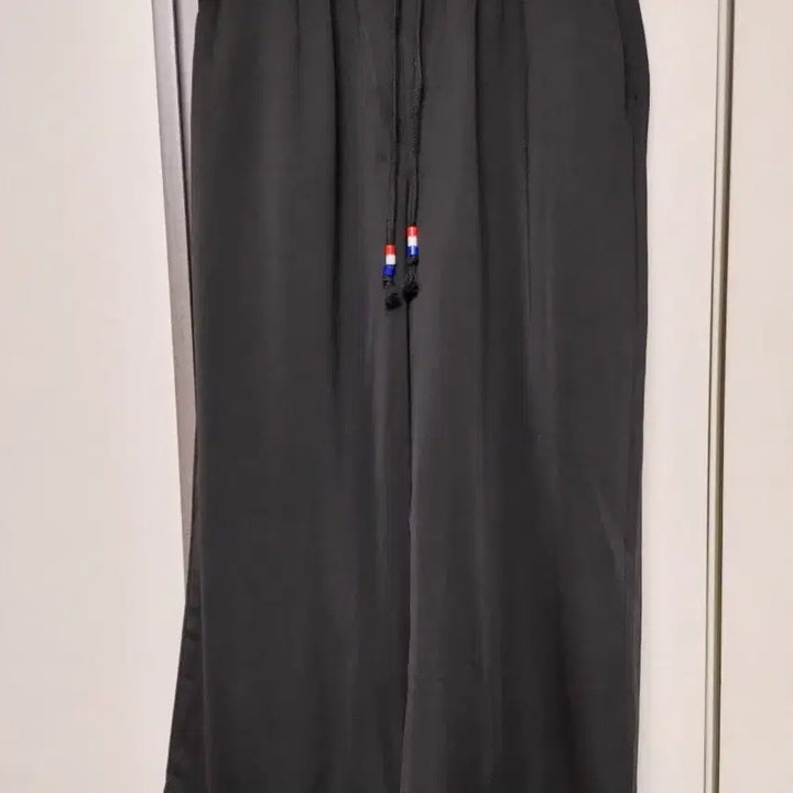 [SOLD OUT] 블랙 반바지 와이드 팬츠 여성용