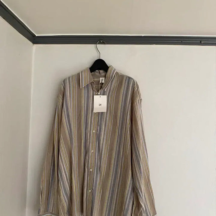 [SOLD OUT] 메이비베이비 디어리스트 텍 새 여름 셔츠 free
