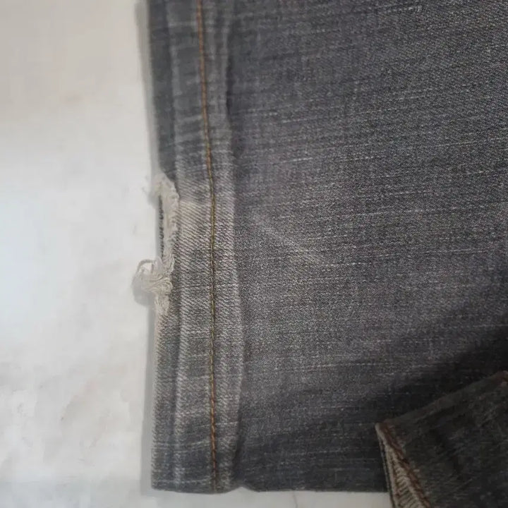 [BUNJANG] ZARA 그레이 데님 팬츠 34 / ZARA 그레이 데님 팬츠 34