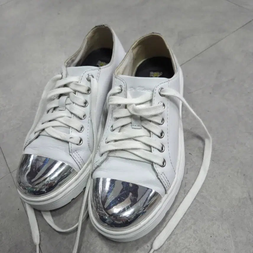 [BUNJANG] Dr. Martens Alexey Silver Metal Toe Cap Boots / 닥터 마틴 알렉세이 실버 메탈 토캡 260