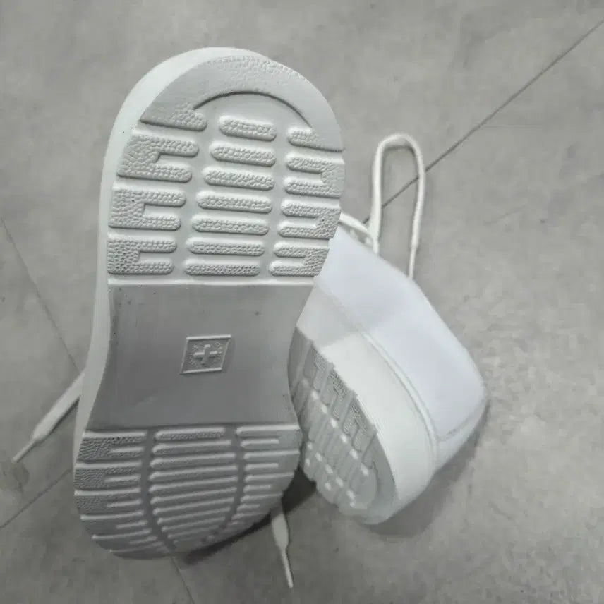 [BUNJANG] Dr. Martens Alexey Silver Metal Toe Cap Boots / 닥터 마틴 알렉세이 실버 메탈 토캡 260