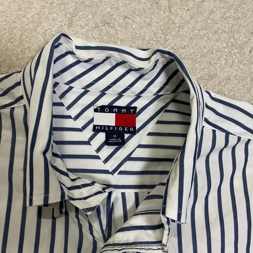 [BUNJANG] Tommy Hilfiger Stripe Long Sleeve Shirt / 타미힐피거 스트라이프 긴팔 셔츠