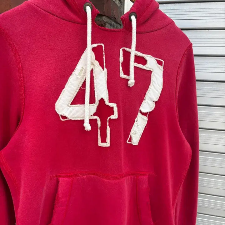 [BUNJANG] Abercrombie 47 Embroidered Hoodie / 아베크롬비 47 자수 후드티