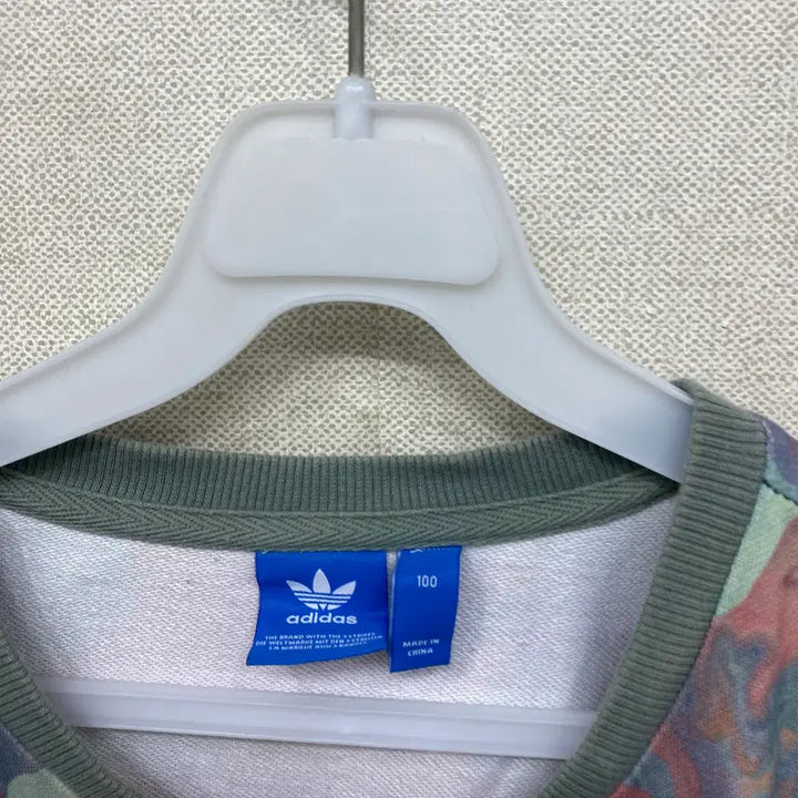 [BUNJANG] Adidas Crewneck Sweatshirt (Size L) / 아디다스 맨투맨 100