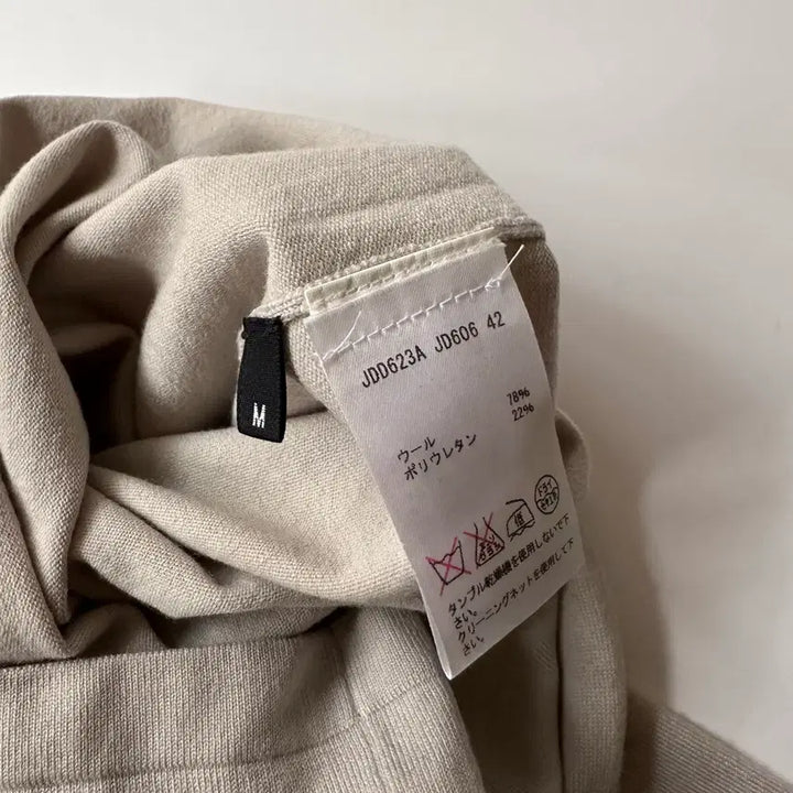 [BUNJANG] 질샌더 jil sander navy 브이넥 니트 / 질샌더 jil sander navy 브이넥 니트