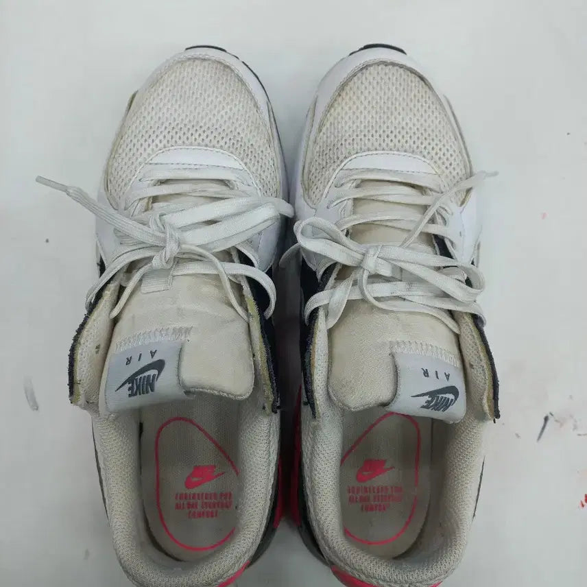 [BUNJANG] Nike Air Max 90 White Pink Sneakers 250mm / 나이키 에어맥스 90 화이트 핑크 250mm