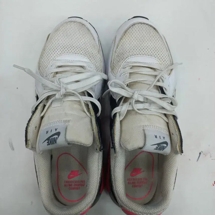 [BUNJANG] Nike Air Max 90 White Pink Sneakers 250mm / 나이키 에어맥스 90 화이트 핑크 250mm