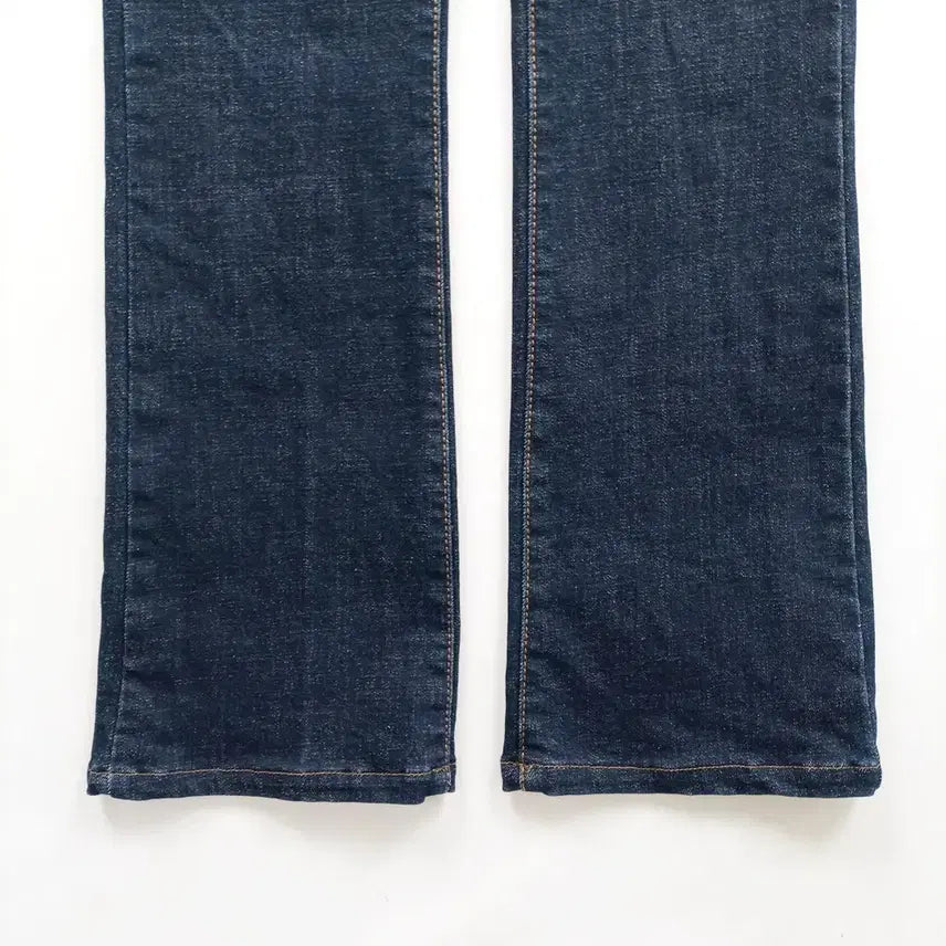 [BUNJANG] Guess Slim Dark Wash Bootcut Denim Jeans / 게스 청바지 사이즈26 슬림 진청 부츠컷 여자 여성 데님팬츠 B0200