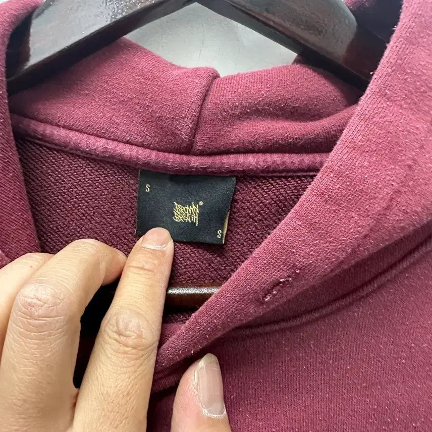 [SOLD OUT] [만원 아라비아빈티지]브라운브레스 버건디 후드티 90