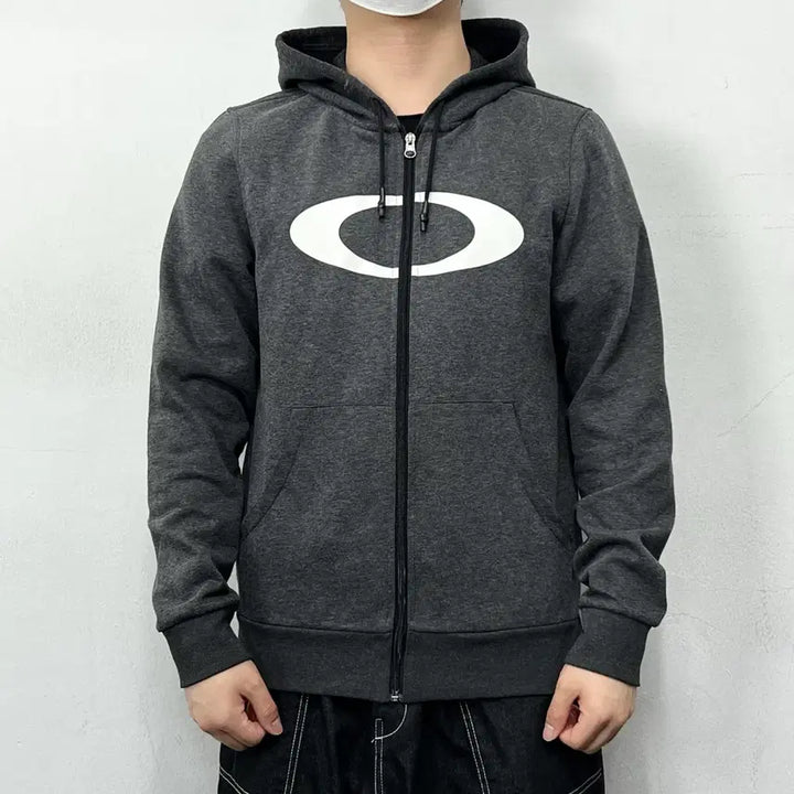 [SOLD OUT] 오클리 빅 아이콘 로고 스웻 후드집업