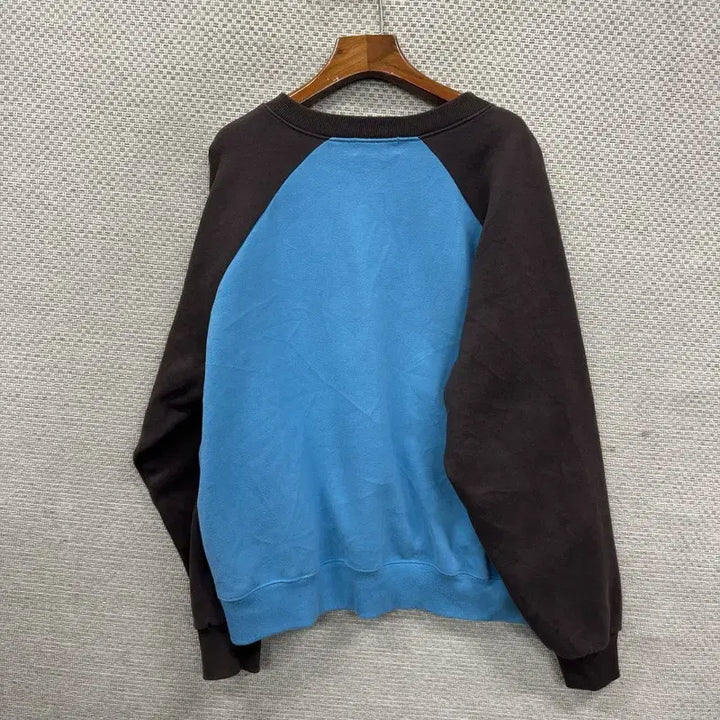 [SOLD OUT] 빈티지 약기모 맨투맨 105 M16792