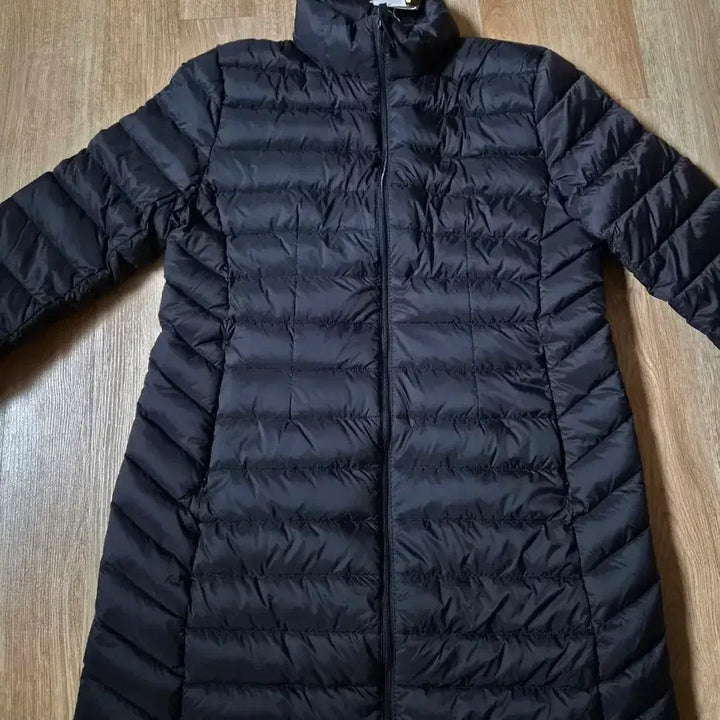 [BUNJANG] Black Goose Down Padded Jacket (Size 95) / (택달린새상품)검정색 구스다운 거위솜털80 깃털20 패딩 95사이즈