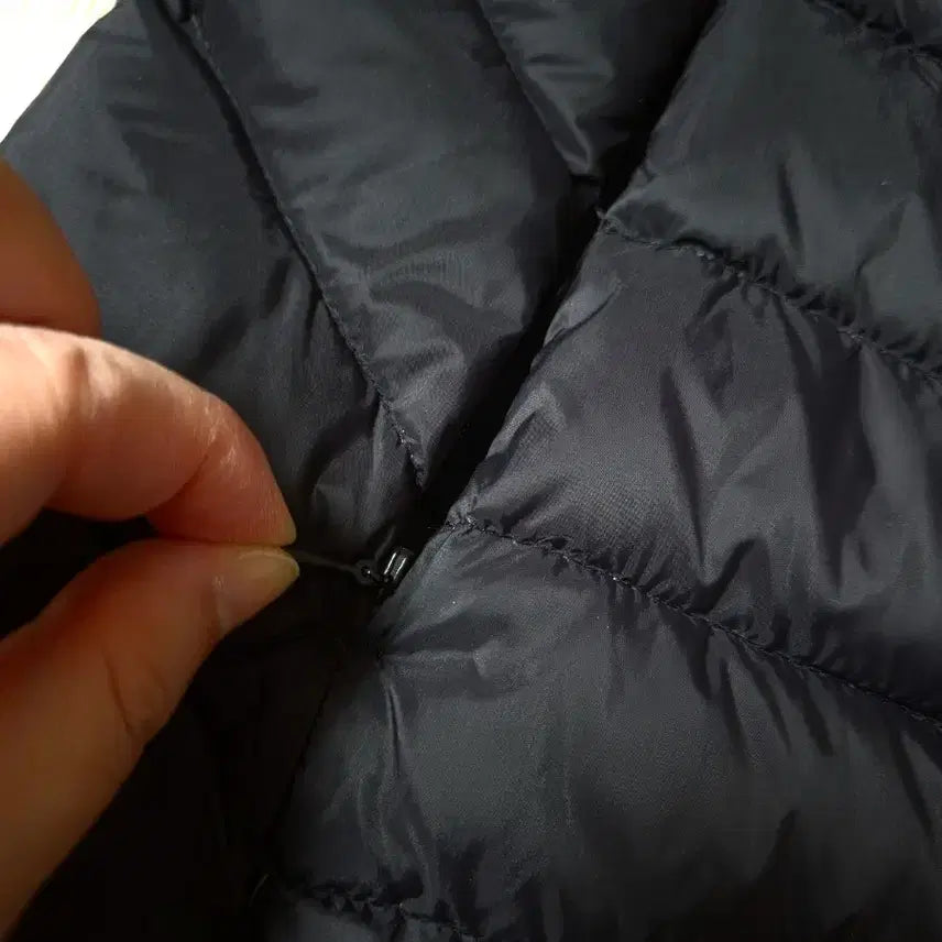 [BUNJANG] Black Goose Down Padded Jacket (Size 95) / (택달린새상품)검정색 구스다운 거위솜털80 깃털20 패딩 95사이즈