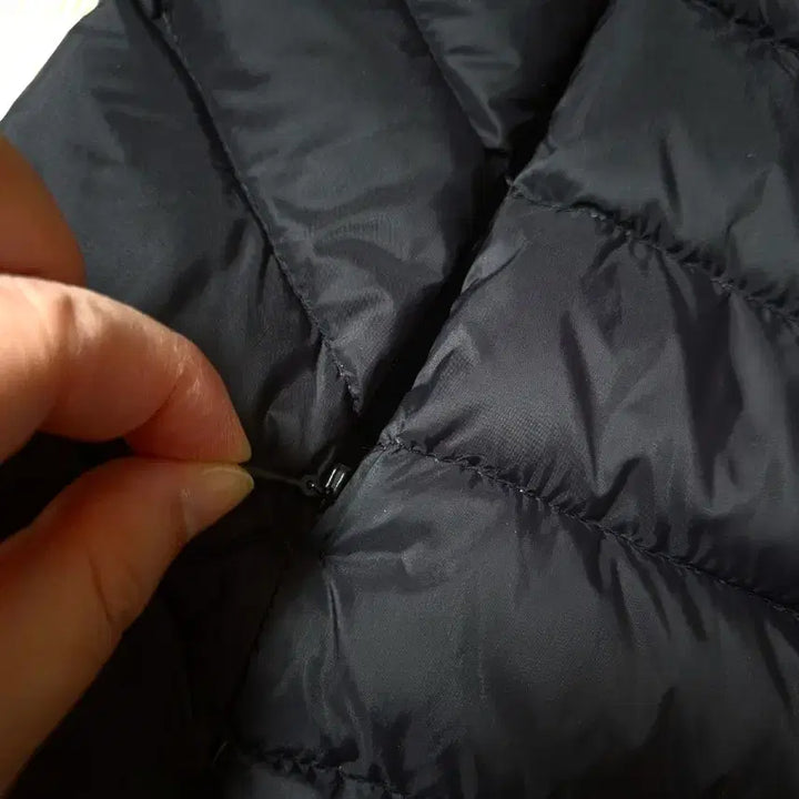 [BUNJANG] Black Goose Down Padded Jacket (Size 95) / (택달린새상품)검정색 구스다운 거위솜털80 깃털20 패딩 95사이즈