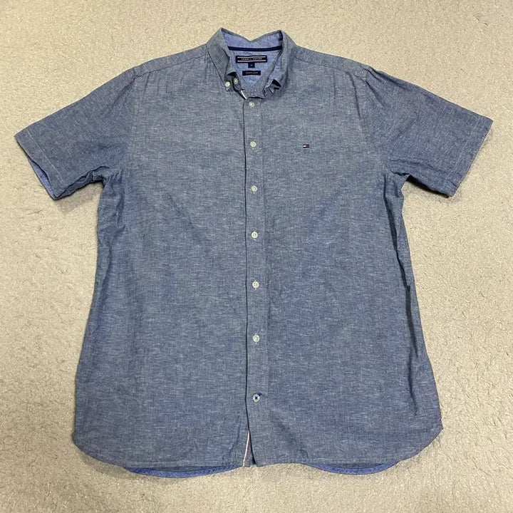 [SOLD OUT] 타미힐피거 블루 린넨 혼방 반팔 셔츠 m