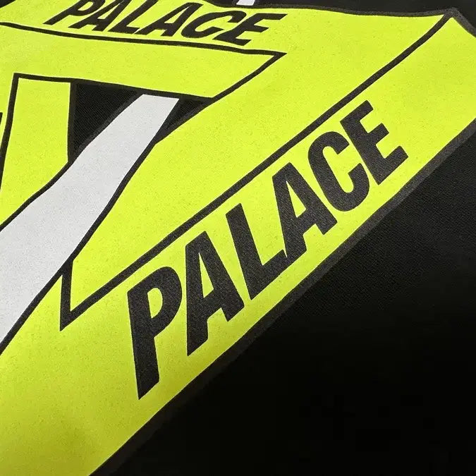 [BUNJANG] Palace Nike Tri-Swoosh T-Shirt Black [M] / 팔라스 x 나이키 트라이 스우시 티셔츠 블랙 - 25FW [M]