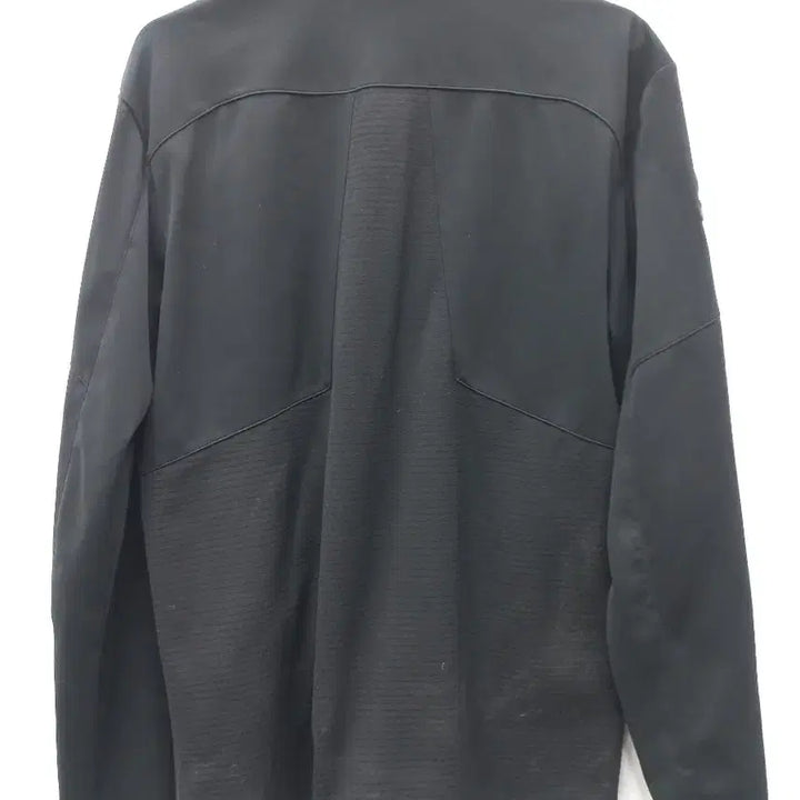 [SOLD OUT] 코오롱스포츠 남성 반집업 티셔츠 100 블랙
