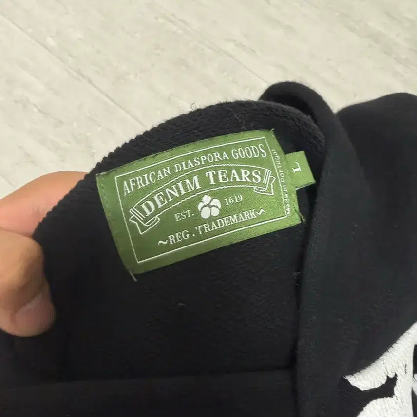 [BUNJANG] 데님 티어스 후드티 블랙 / 데님 티어스 후드티 블랙