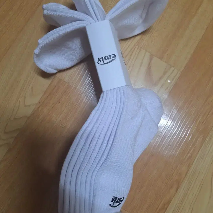 [BUNJANG] emis 이미스 흰색 양말 새상품 / emis 이미스 흰색 양말 새상품