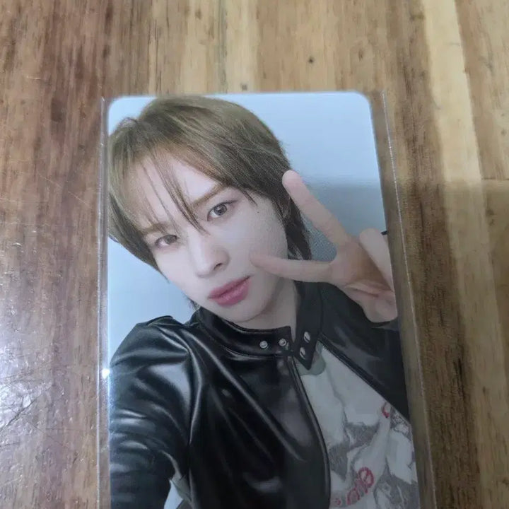 [BUNJANG] TWS Kyungmin NO TRAGEDY Weverse Lucky Draw Photocard / 투어스  경민 NO TRAGEDY 위드뮤 럭드