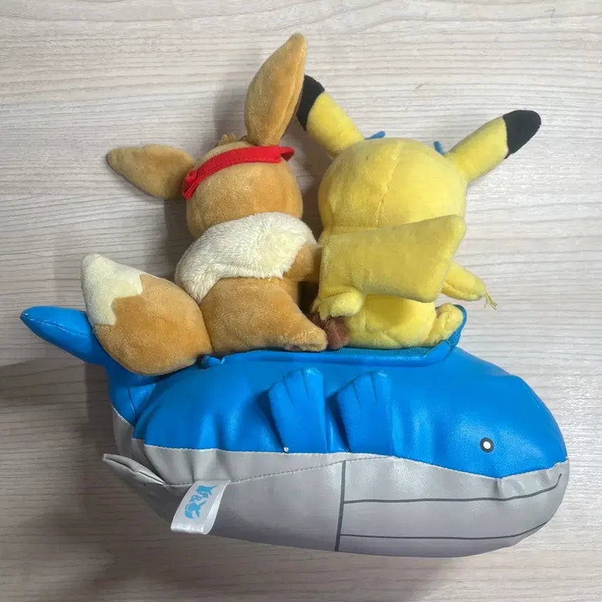 [BUNJANG] Pikachu &amp; Eevee Summer Doll / 시즌즈 피카츄 앤 이브이 썸머 인형