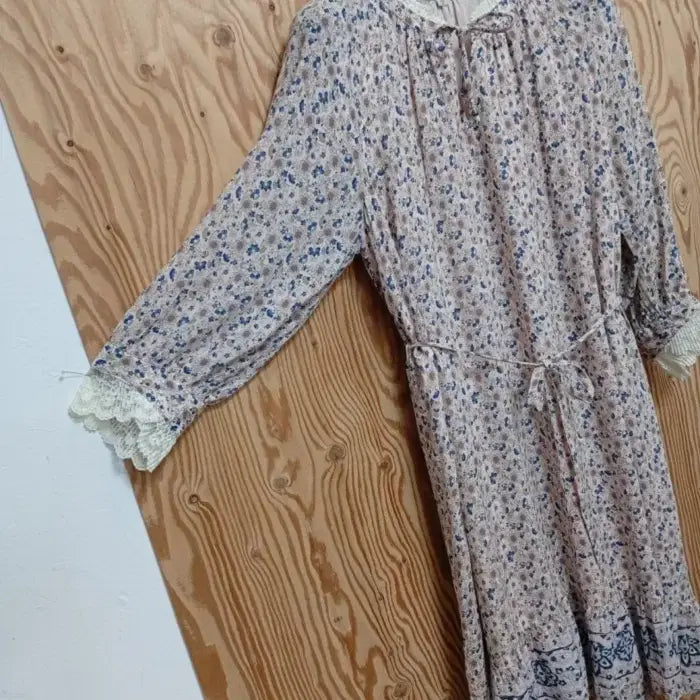 [BUNJANG] Thursday Island Floral Lace Rayon Dress / 써스데이아일랜드 원피스